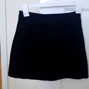 Short black skirt